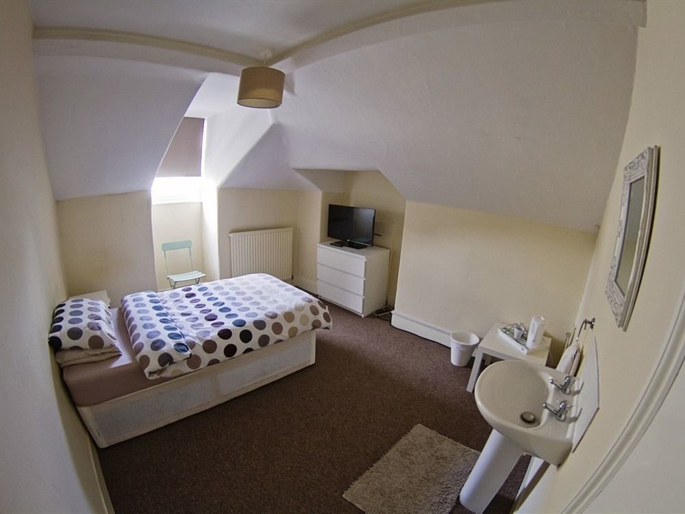 The Milford Arms Otel Hounslow Dış mekan fotoğraf